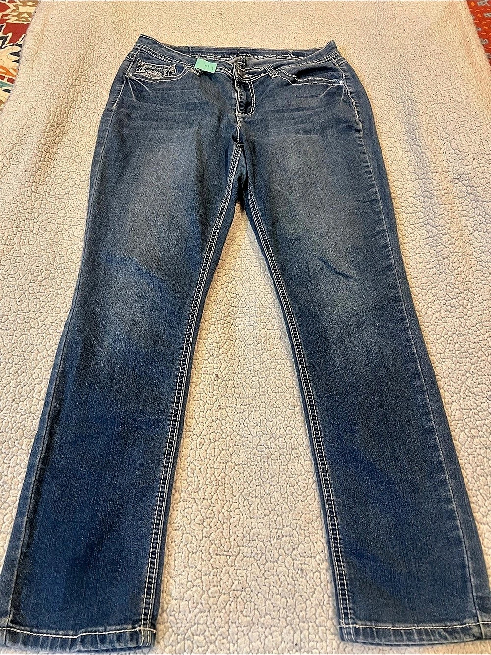 Earl Jeans Boot Cut Jeans in Blue Waist 11
